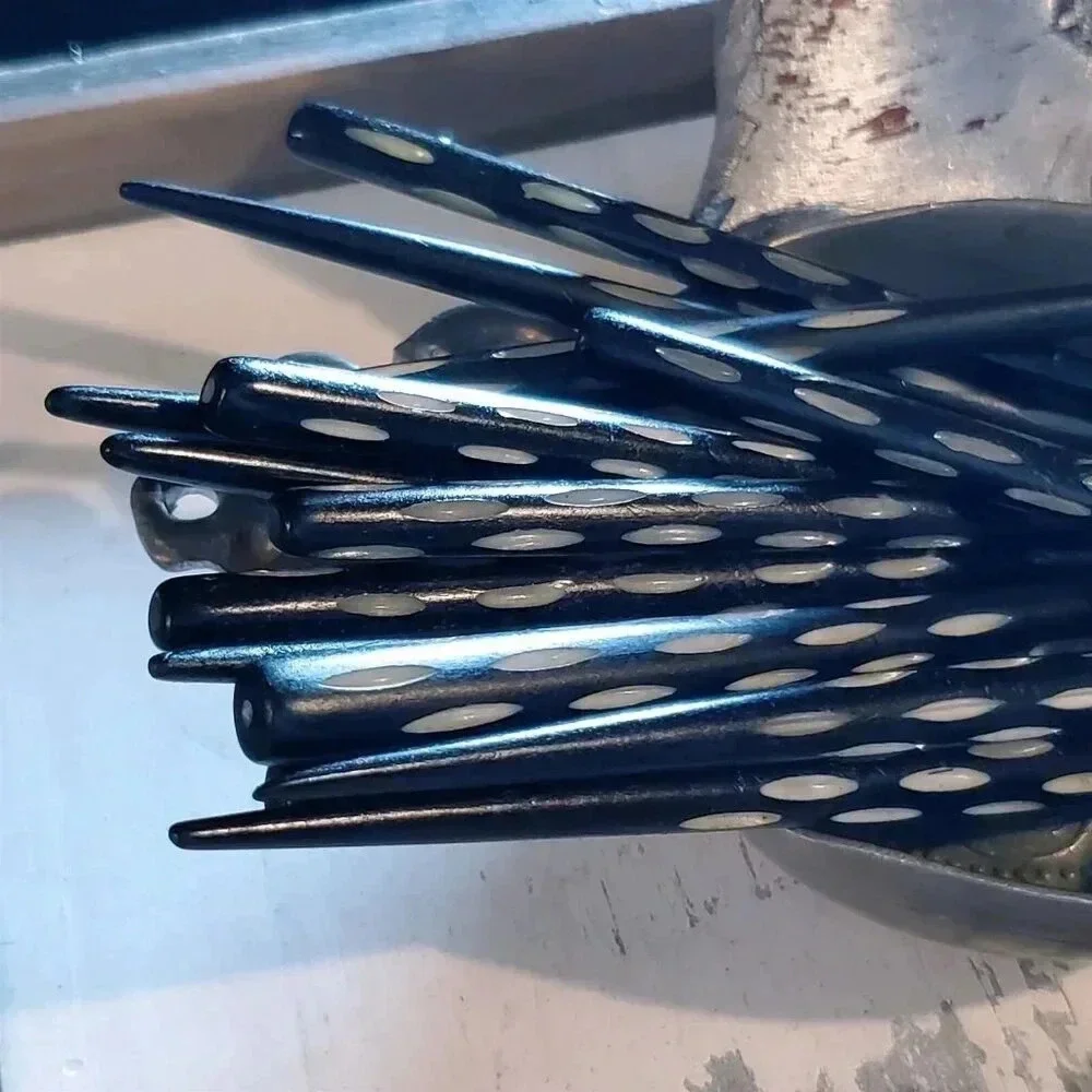 Hand Carved India Black Tribal Minimalist Yak Bone Hair Stick - Picture 10 of 11